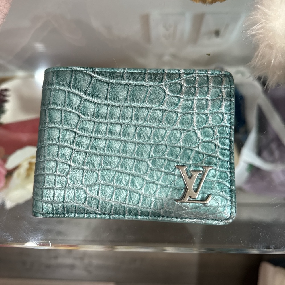 Crocodile Multiple Wallet Blue Pool